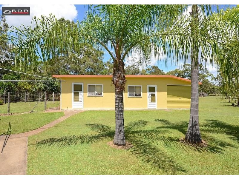 2-14 Thomas St, Howard QLD 4659