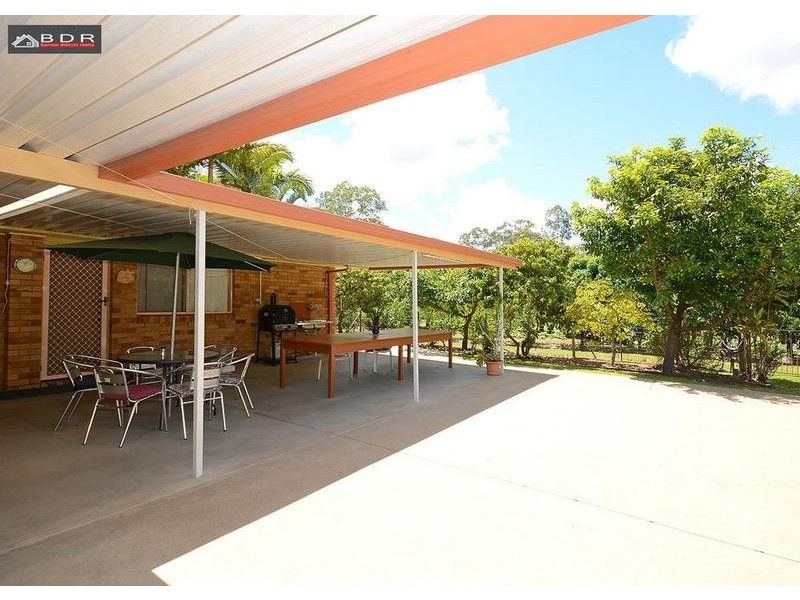 2-14 Thomas St, Howard QLD 4659