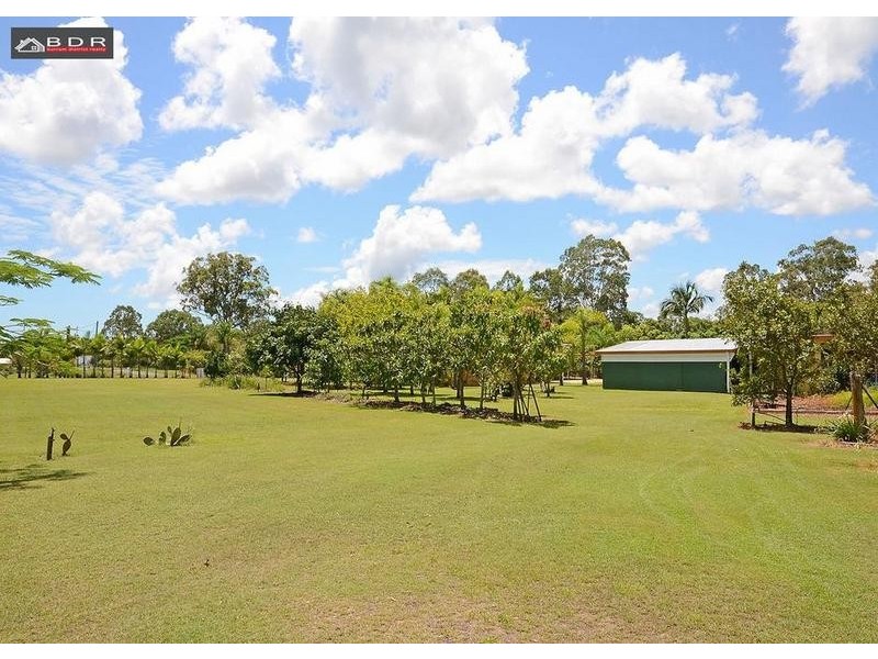 2-14 Thomas St, Howard QLD 4659