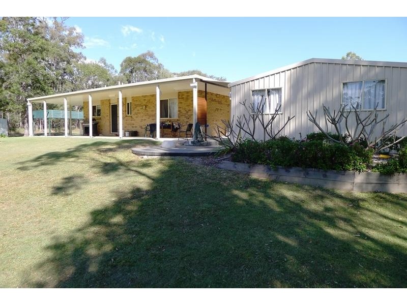 39 Raintree Ave, Burrum Heads QLD 4659
