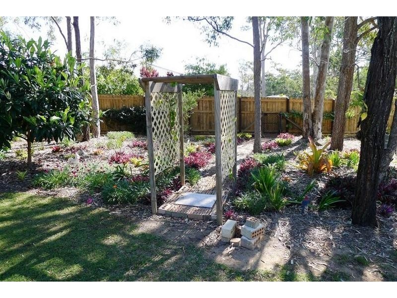 39 Raintree Ave, Burrum Heads QLD 4659