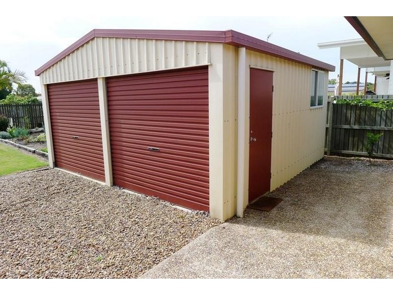 32 Beach Dve, Burrum Heads QLD 4659