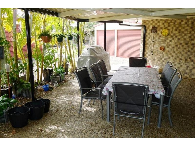 32 Beach Dve, Burrum Heads QLD 4659