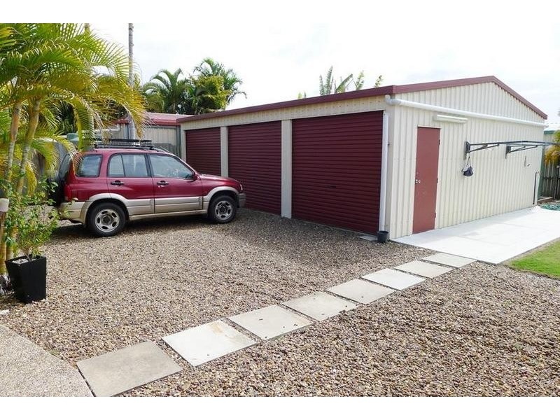 32 Beach Dve, Burrum Heads QLD 4659