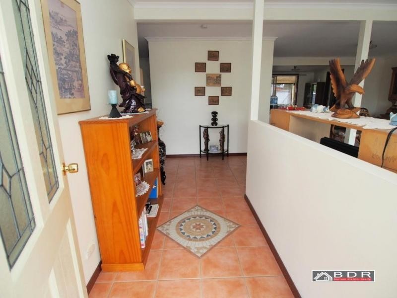 24 Annie St, Howard QLD 4659