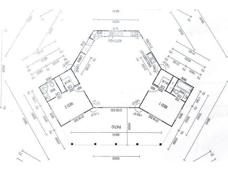 40 East Street, Howard QLD 4659