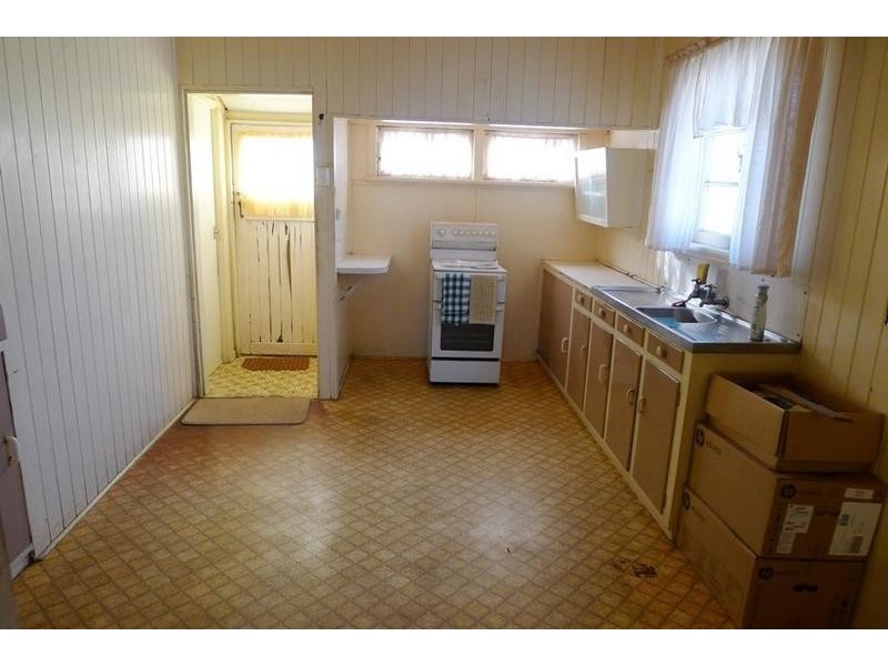 13 Union St, Torbanlea QLD 4662