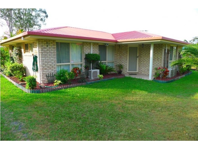 19 White St, Howard QLD 4659