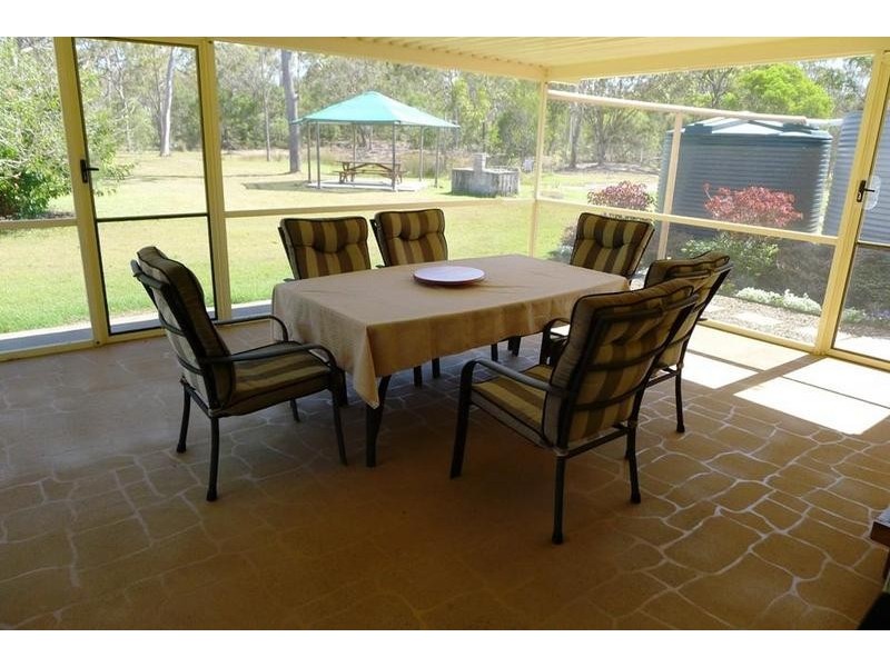 4 Jacqueline Dr, Pacific Haven QLD 4659