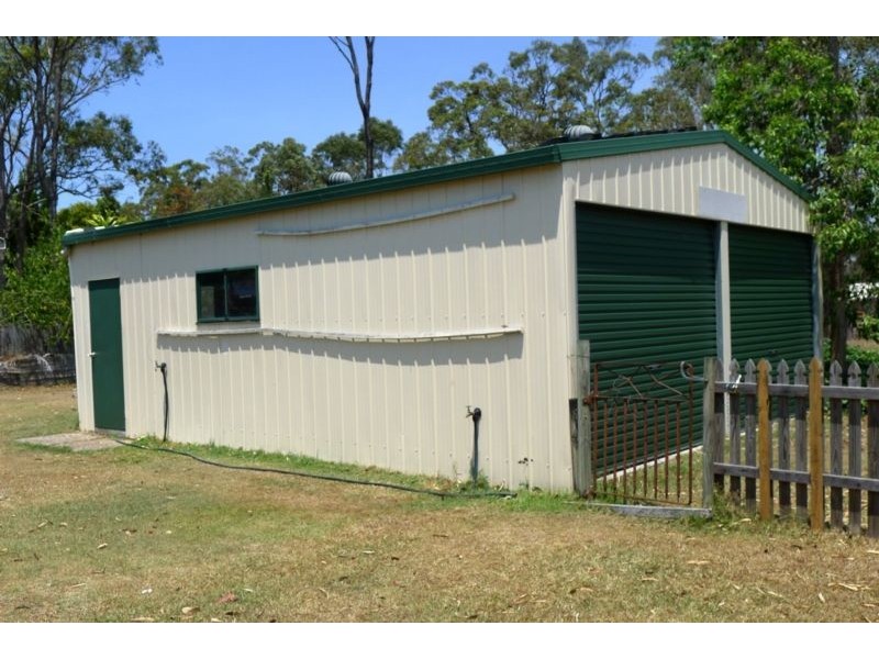 52 Hunter St, Torbanlea QLD 4662