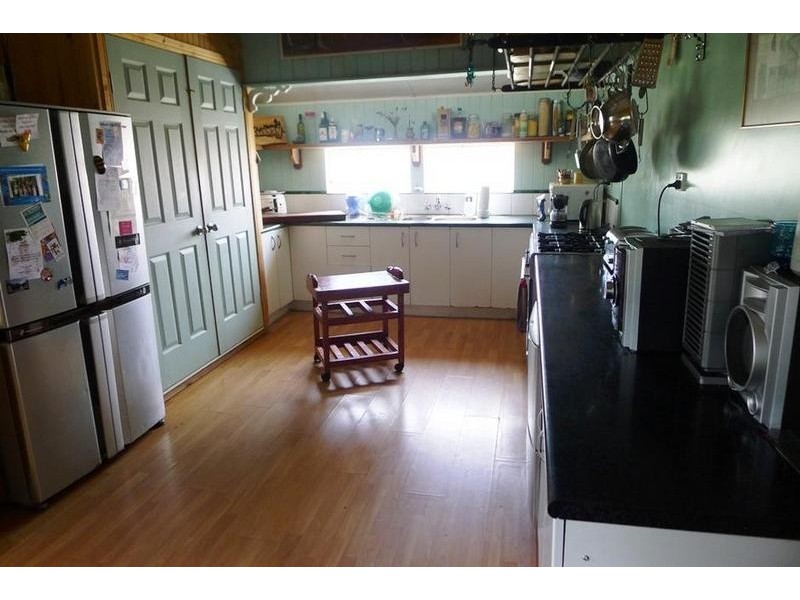 21 Hartley St, Torbanlea QLD 4662