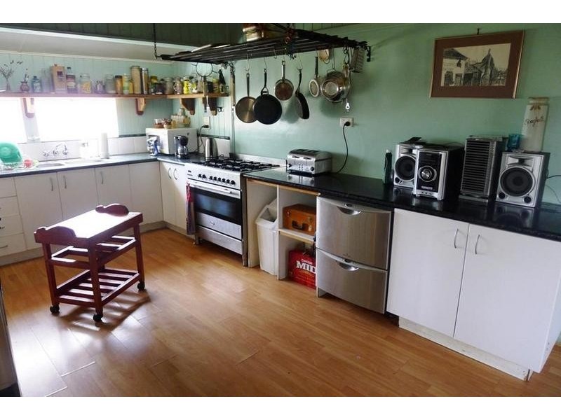 21 Hartley St, Torbanlea QLD 4662