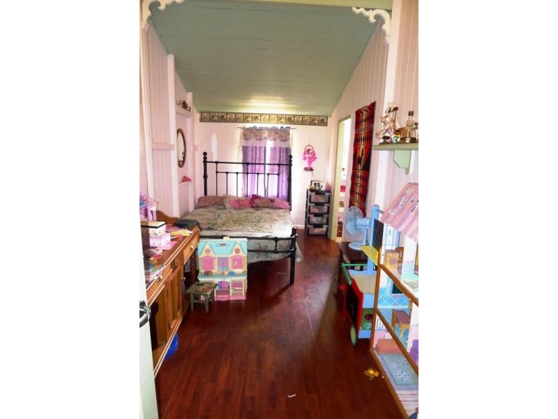 21 Hartley St, Torbanlea QLD 4662