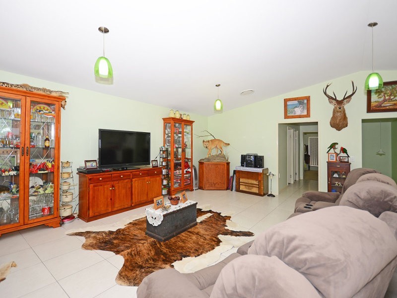 6 TORBANLEA STREET, Burrum Heads QLD 4659