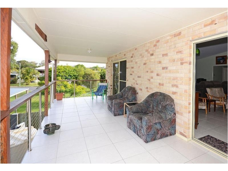 6 TORBANLEA STREET, Burrum Heads QLD 4659