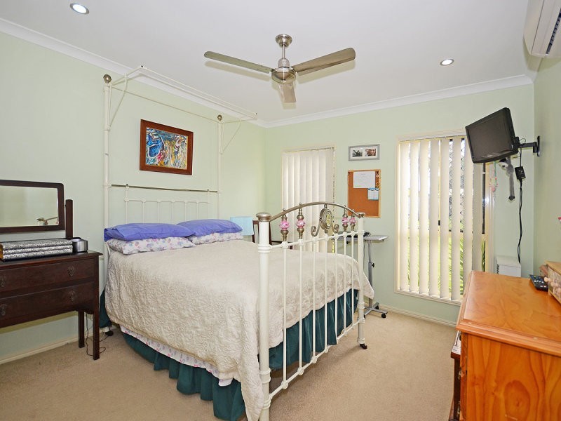 6 TORBANLEA STREET, Burrum Heads QLD 4659