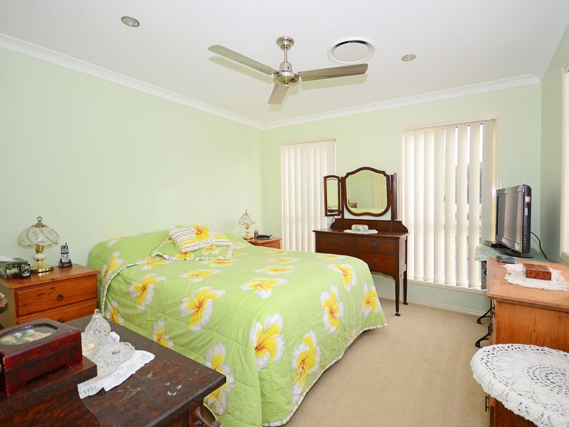 6 TORBANLEA STREET, Burrum Heads QLD 4659