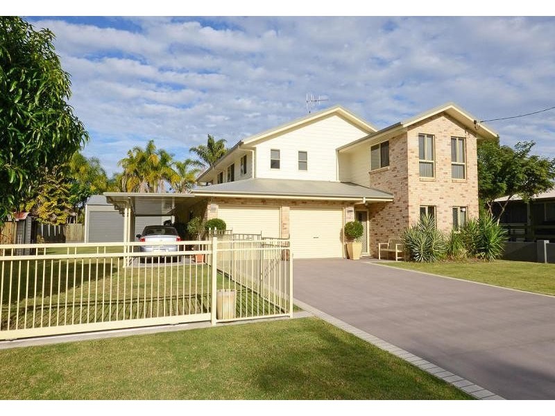 6 TORBANLEA STREET, Burrum Heads QLD 4659