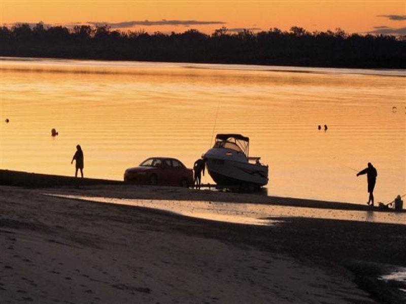 75 Barramundi Drive, Burrum Heads QLD 4659