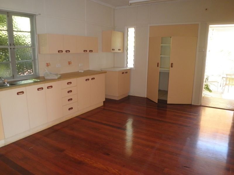 12 Agnes Street, Howard QLD 4659