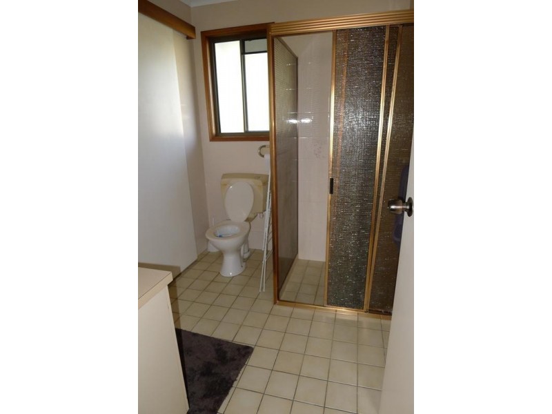 14 Crawford St, Torbanlea QLD 4662