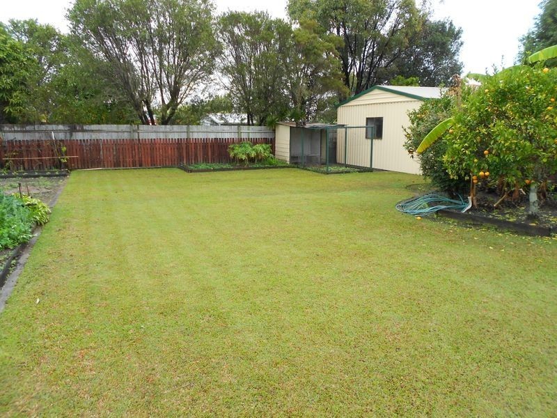 14 Crawford St, Torbanlea QLD 4662