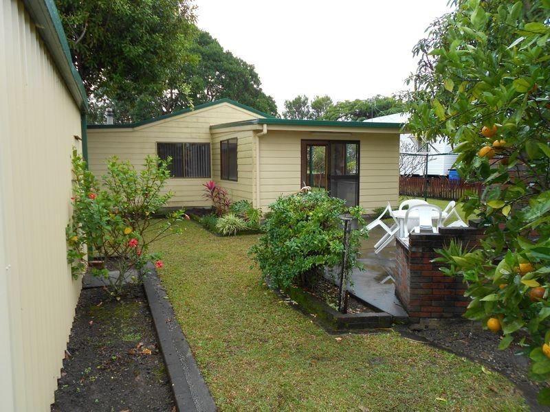14 Crawford St, Torbanlea QLD 4662