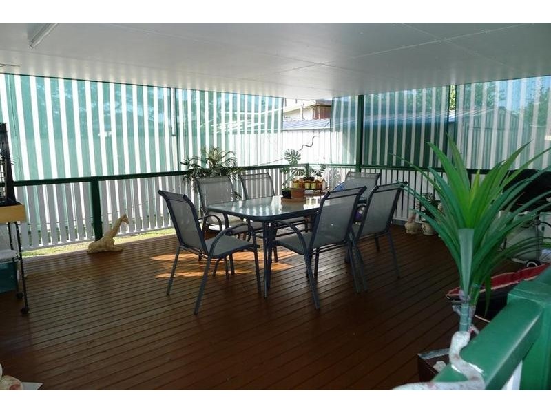 11 Hunter St, Torbanlea QLD 4662