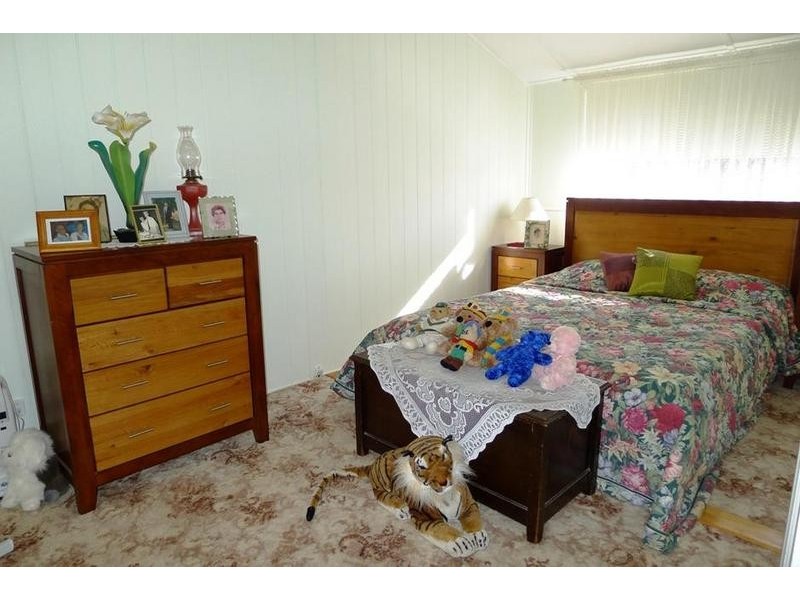 11 Hunter St, Torbanlea QLD 4662