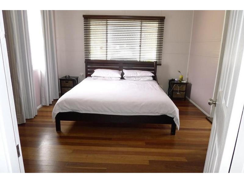 21 East St, Howard QLD 4659