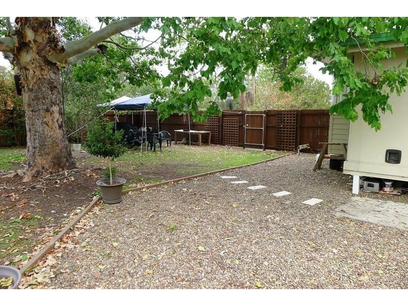 21 East St, Howard QLD 4659