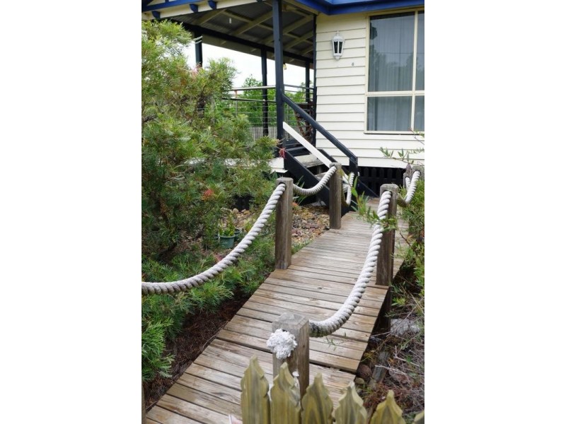 6 Gympie St, Torbanlea QLD 4662