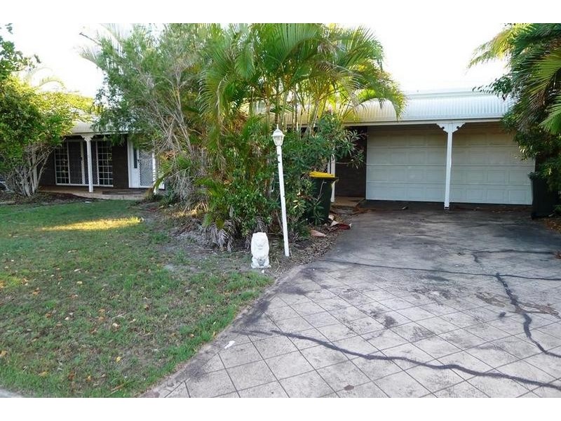 1 Bentwood Street, Burrum Heads QLD 4659