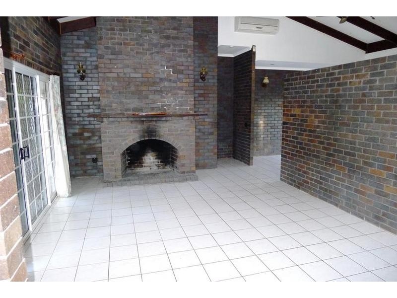 1 Bentwood Street, Burrum Heads QLD 4659