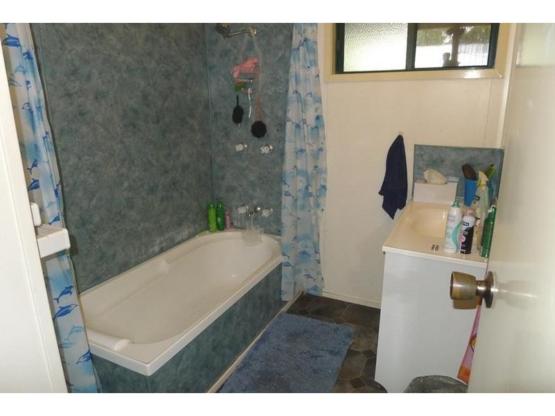 13 Bellvue Street, Howard QLD 4659