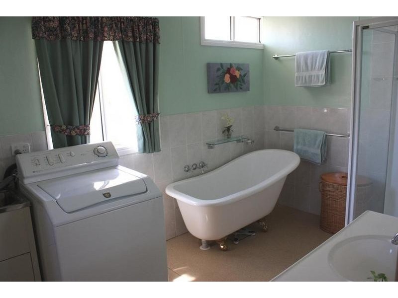 23 Edith Street, Howard QLD 4659