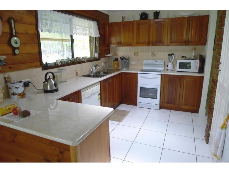 143 Burrum River Rd, Torbanlea QLD 4662