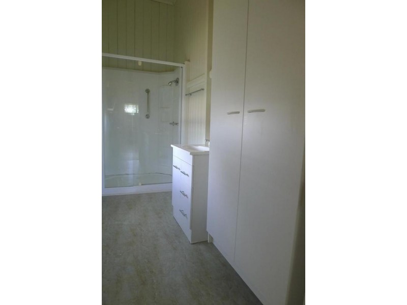 10 Eglington St, Torbanlea QLD 4662