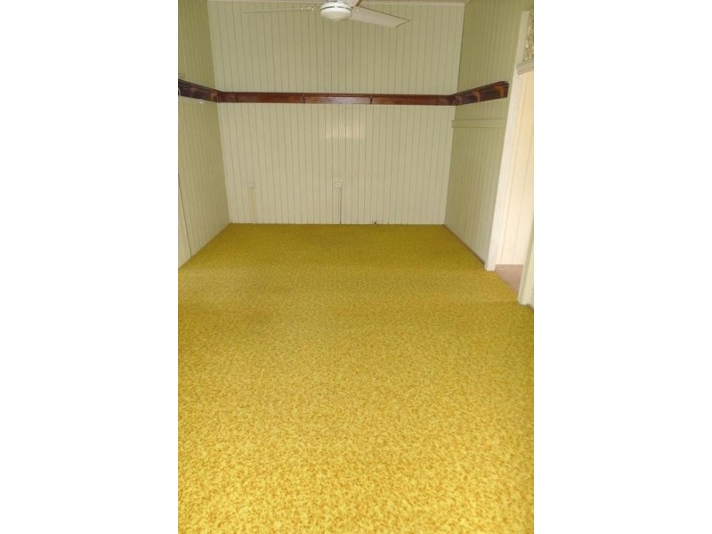 10 Eglington St, Torbanlea QLD 4662