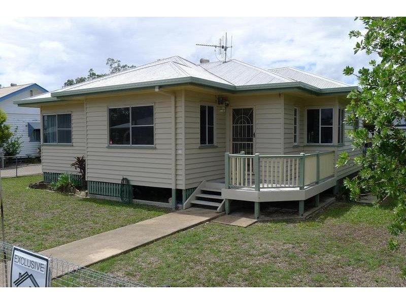 1 Annie St, Howard QLD 4659