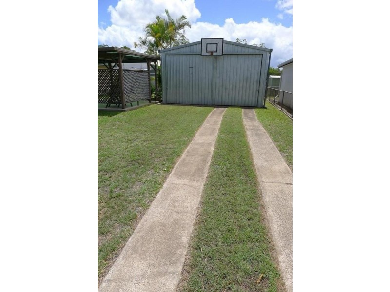 1 Annie St, Howard QLD 4659