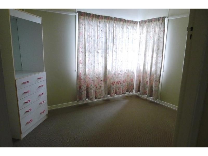 1 Annie St, Howard QLD 4659
