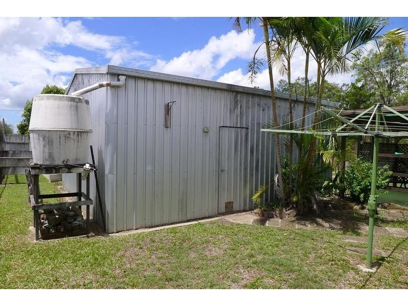1 Annie St, Howard QLD 4659