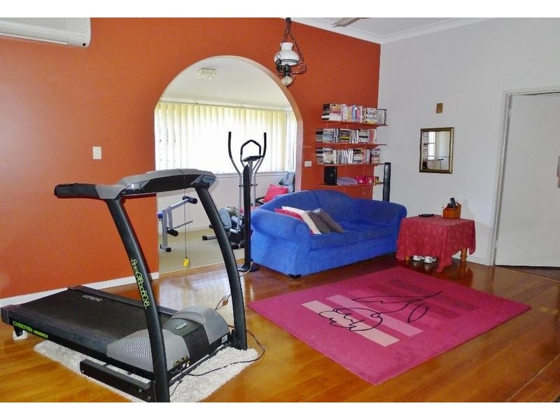 60 Steley St, Howard QLD 4659