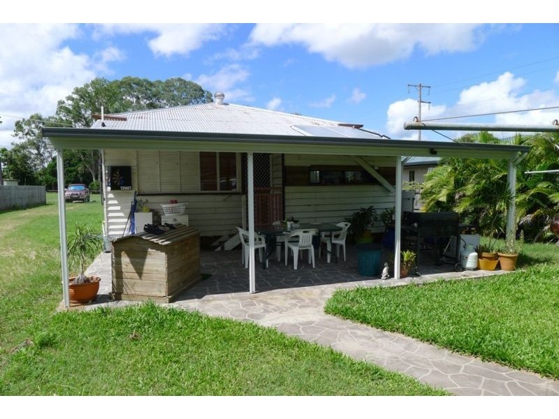 27 Union Street, Torbanlea QLD 4662