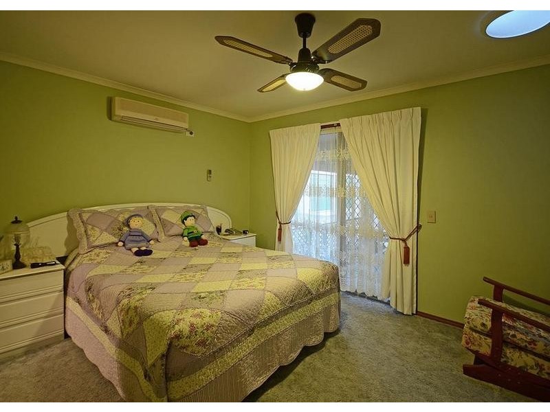 9 Gympie St, Torbanlea QLD 4662