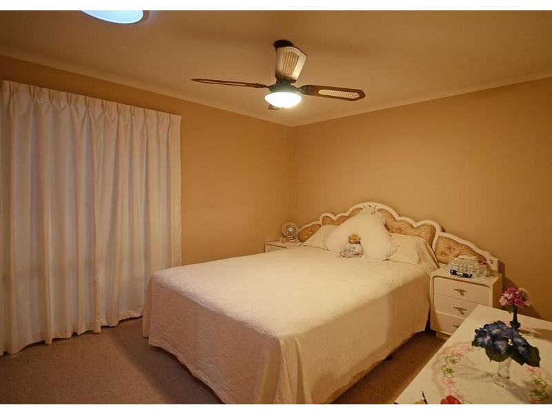 9 Gympie St, Torbanlea QLD 4662