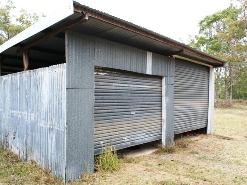 28 Creek St, Howard QLD 4659