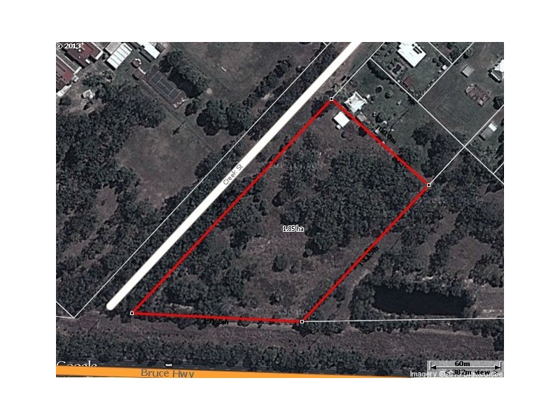 28 Creek St, Howard QLD 4659