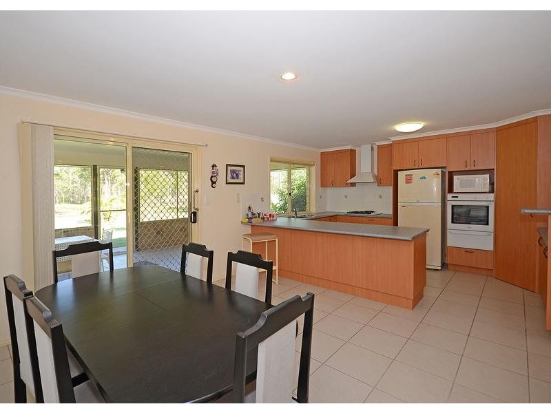 28 East St, Howard QLD 4659
